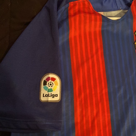 Neymar Barca jersey - Picture 3 of 8